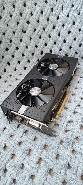 Відеокарта radeon sapphire RX 570 4gb