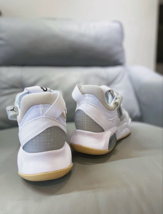 Оригінал Кросівки Nike Air Jordan  MA2 white Джордан білі шкіра + сітка