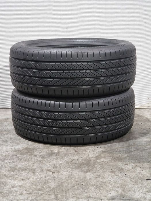 2 Pneus 215/50R17 CONTINENTAL Semi Novos