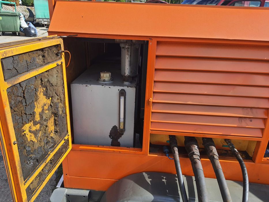 Wiertnica WAMET WPS80 z agregatem hydraulicznym oraz spawarką