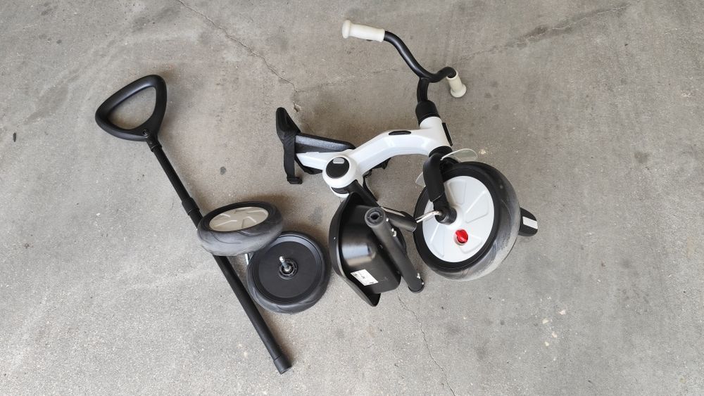 Triciclo bebe dobrável