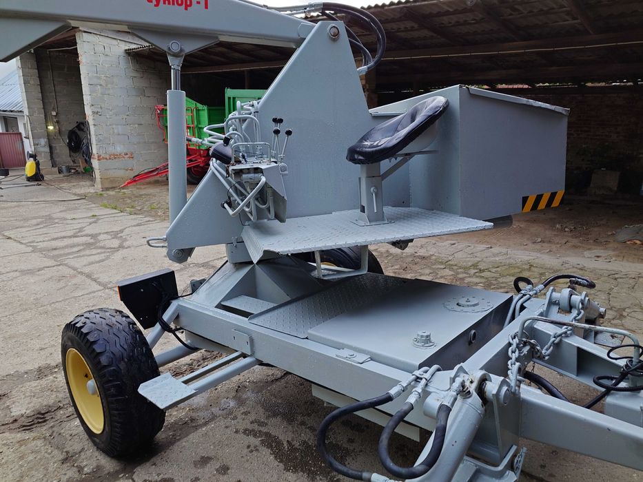 Ładowacz Cyklop t214