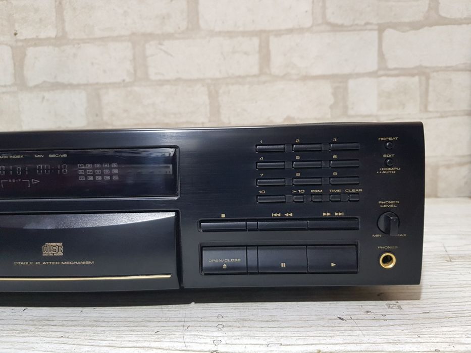 CD програвач/проигрыватель Pioneer PD-S 505 б/у з Німеччини