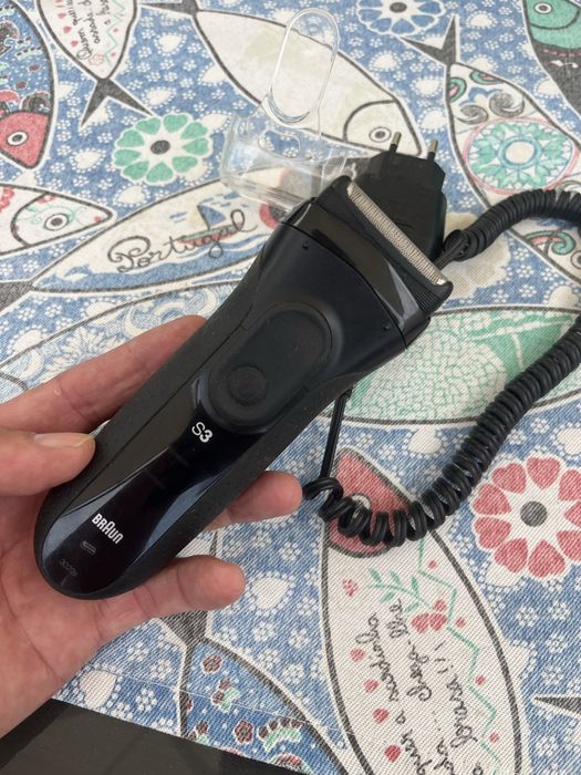 Maquina de barbear , Braun serie 3 .