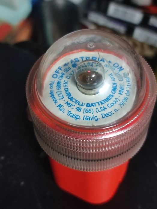 Luz de emergência náutica