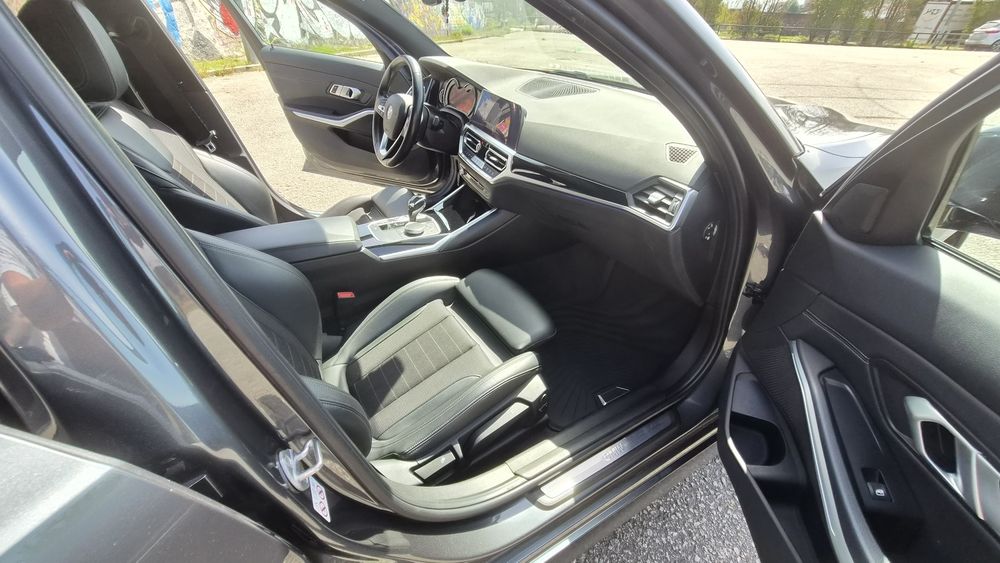 BMW 320d Touring Shadow Sport Line