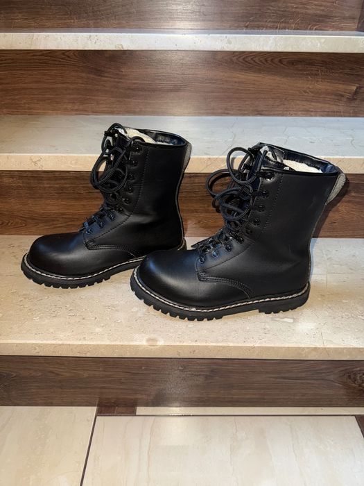 Glany czarne firmy Brandit