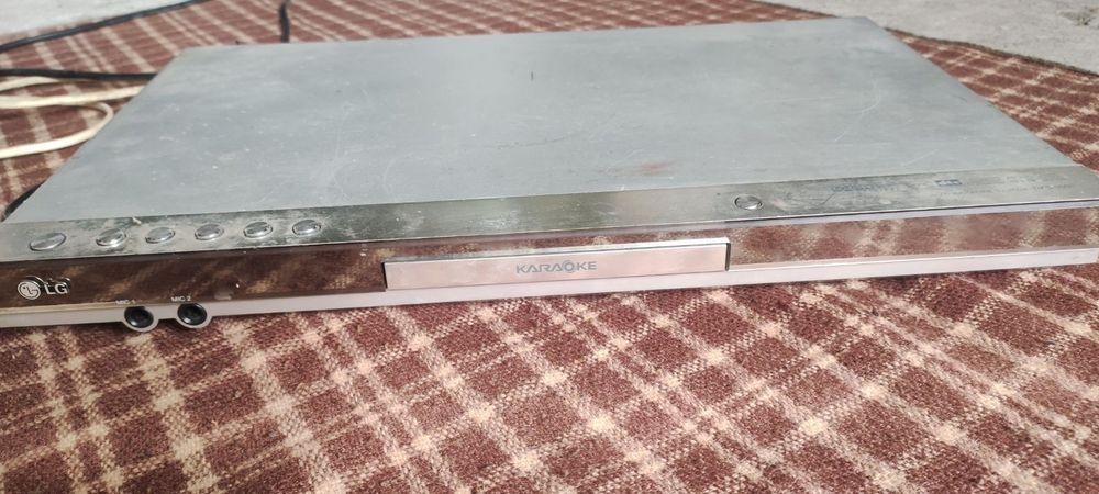 DVD плеєр б/у, в робочому стані.