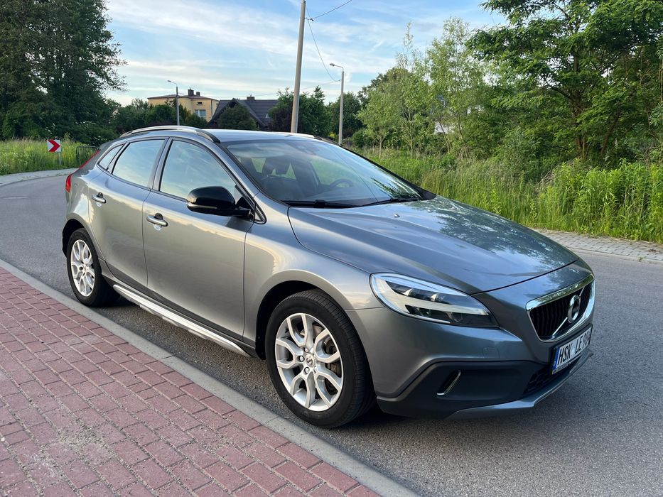 Volvo V40 Cross Country 2.0 D2 120KM 2018r LIFT, 150tyś przebiegu!!