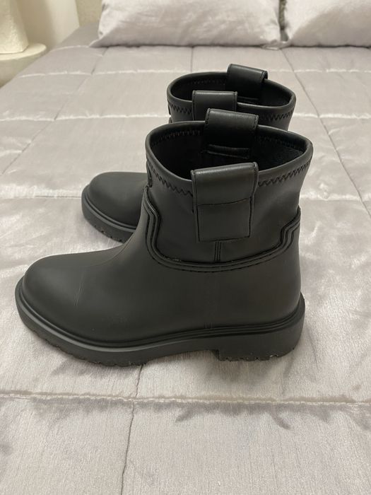 Botas pretas Unisa 37