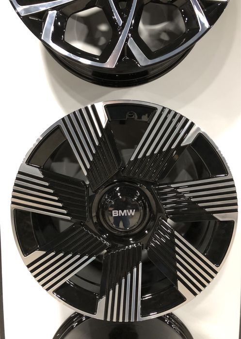 5 112 R22 кованные диски BMW G70 Spectre 7 серия Ковка