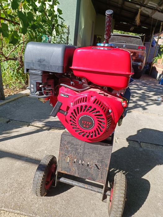 Бензиновый измельчитель веток TIREX