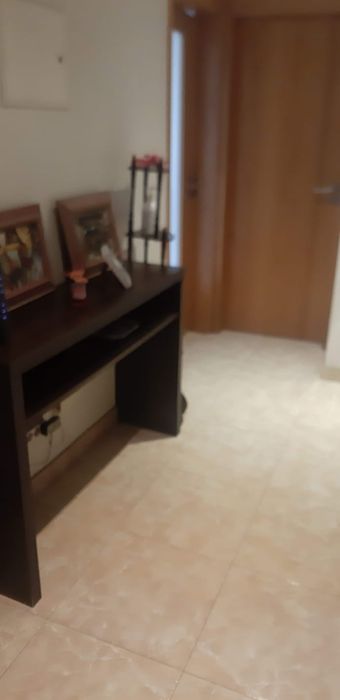 Alugo quarto na Venda Nova Amadora