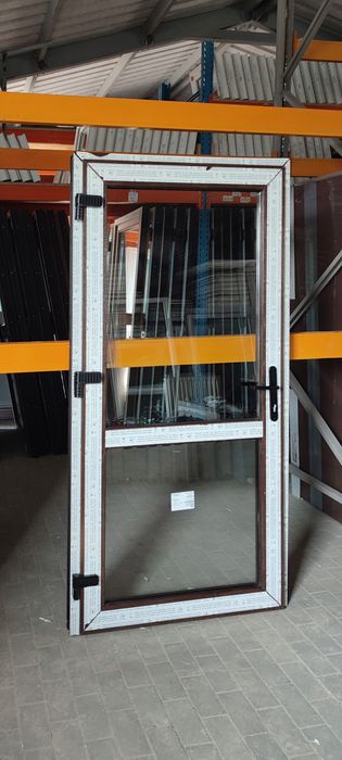 DRZWI Kacprzak 100x210 Drzwi ZEWNĘTRZNE PCV Sklepowe  Orzech