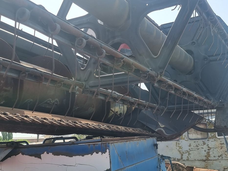 Жатка 6.7 massey ferguson 7260, laverda