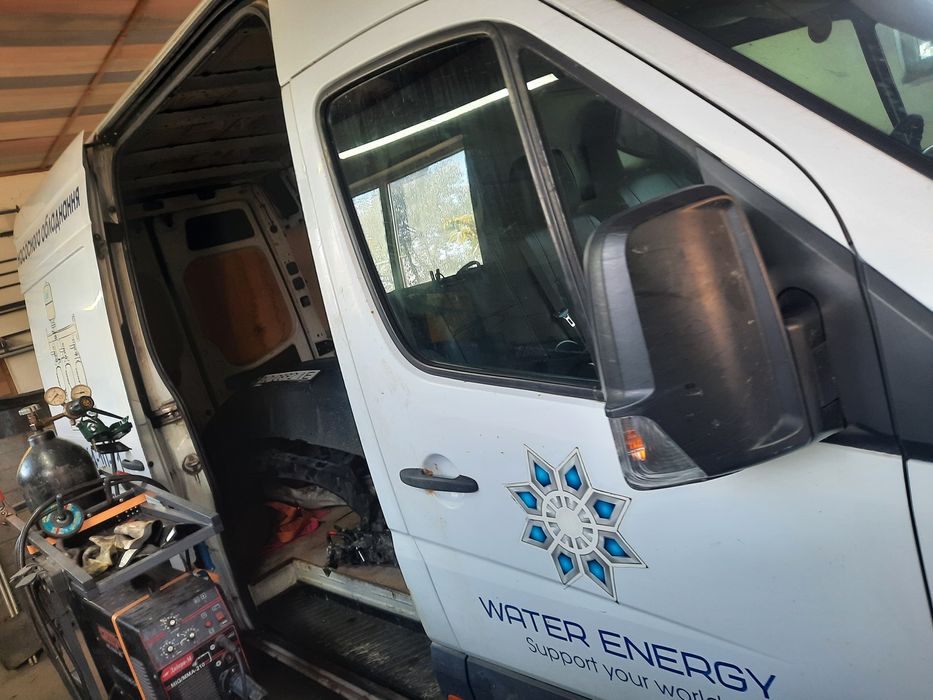 Продам спрінтер 906, потрібно ремонт мотора, sprinter, бус