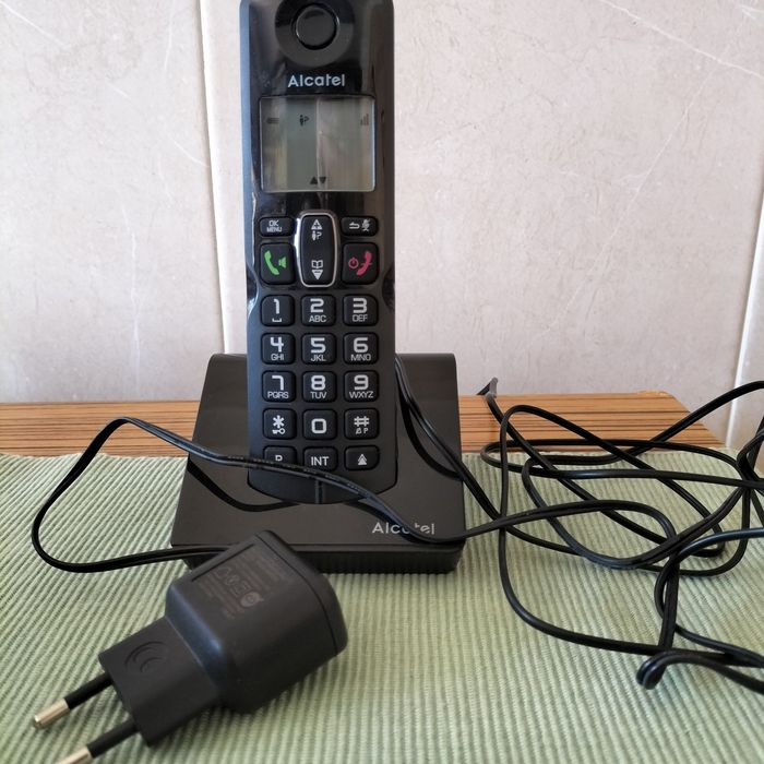 Telefone sem fios Alcatel bom estado, pouco uso