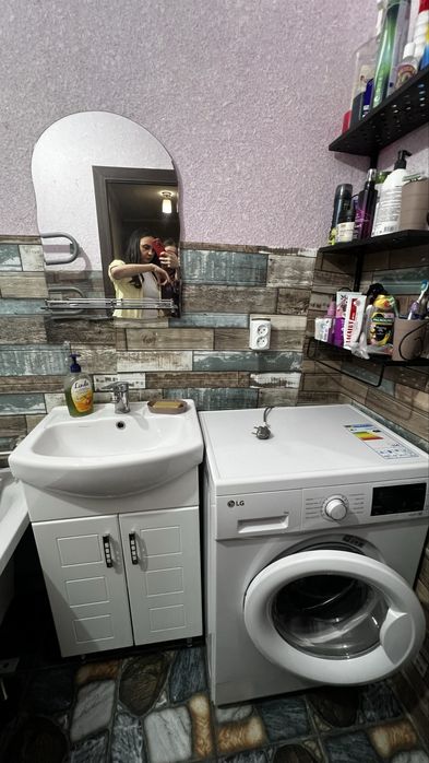 Продається 2 кім.квартира з ремонтом в м.Бурштин