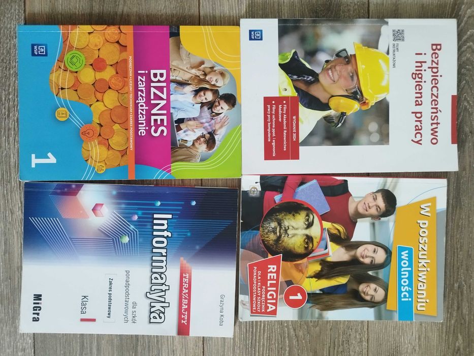 Zestaw podręczników do klasy 1 Ponadpodstawowej