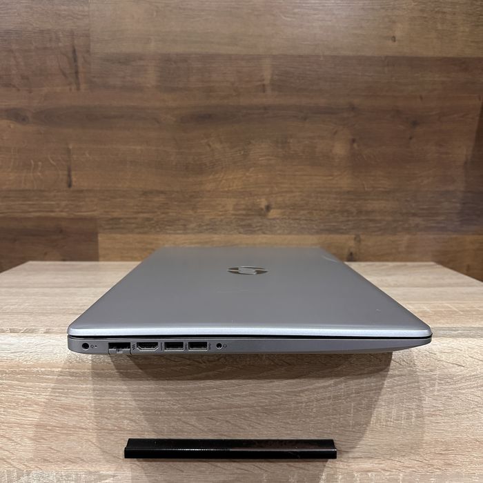 Ноутбук hp laptop 17 дюймів i3-1115G4 / 8 ram / 256