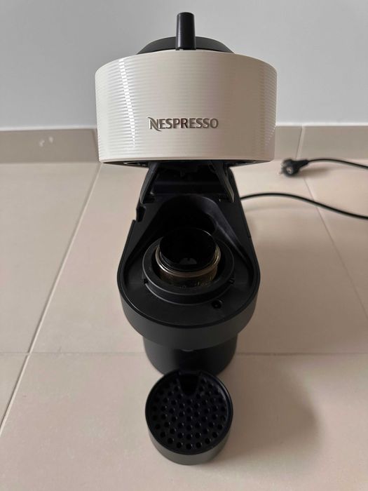 Máquina café Nespresso Vertuo Pop