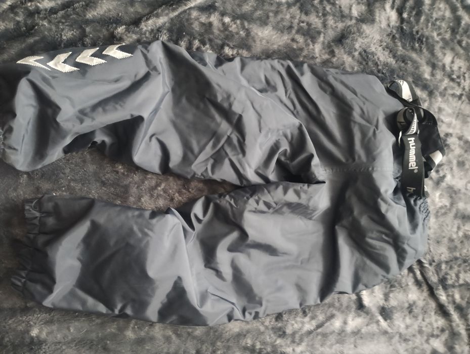 Hummel, rozmiar 122cm spodnie narciarskie