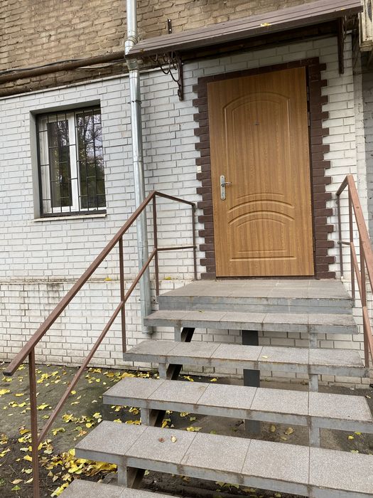 Продам офисное помещение площадью 66.кв.м.на Соцгороде .