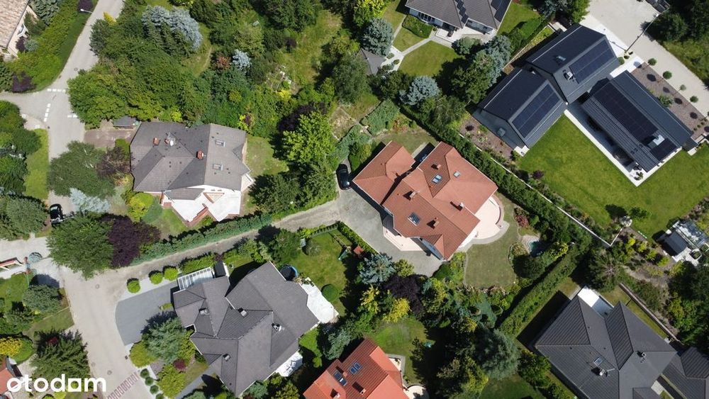 dom wolnostojacy Chyby os. Zielone I -  260m2