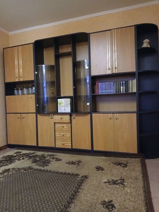 Продам  стенку Магнат