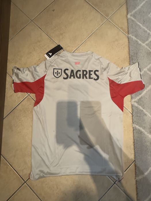 camisola secundária benfica época 25/26