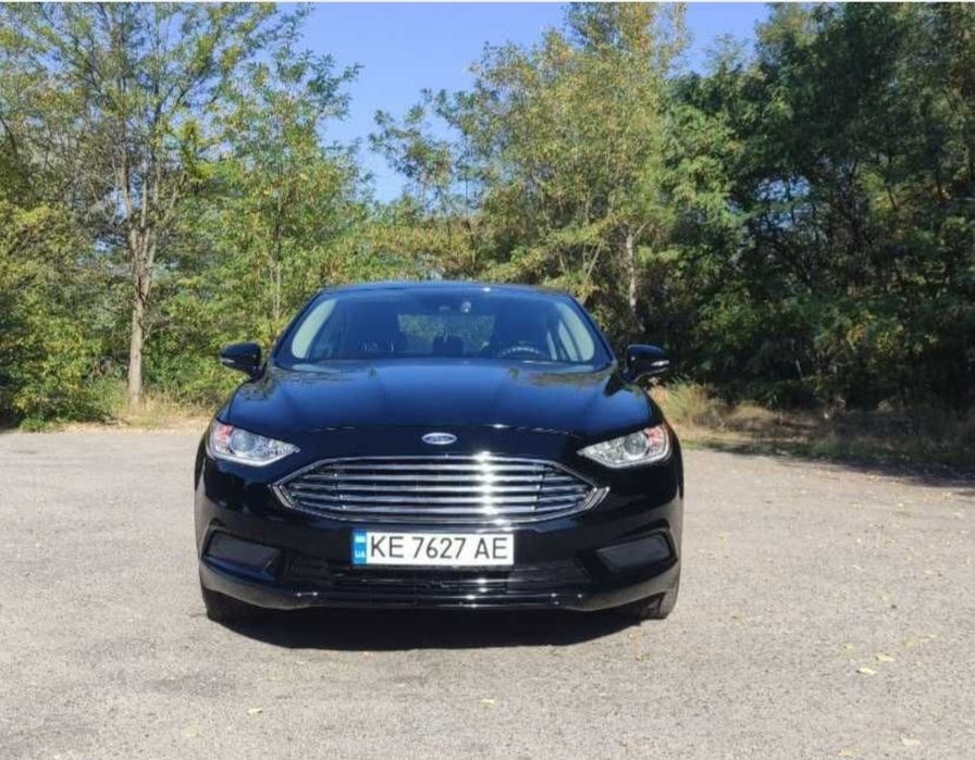 Продам   Ford fusion SE 2017