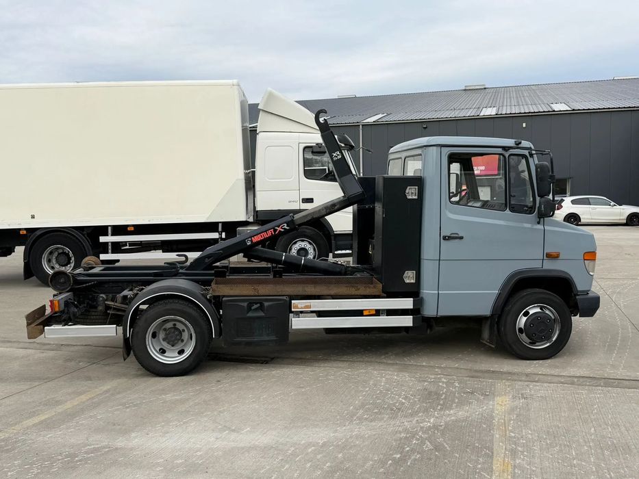 Mercedes-Benz Vario 818  Hakowiec superr