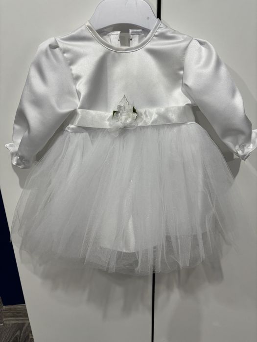 Sukienka biała z długim rękawem  roz. 68 chrzest