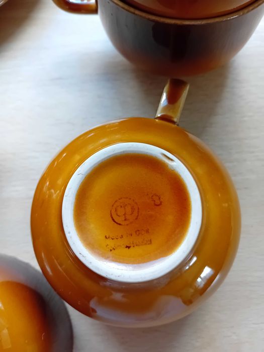 filiżanki porcelitowe