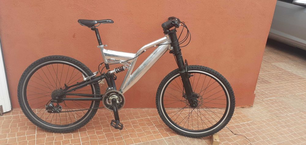 Bicicleta alumínio