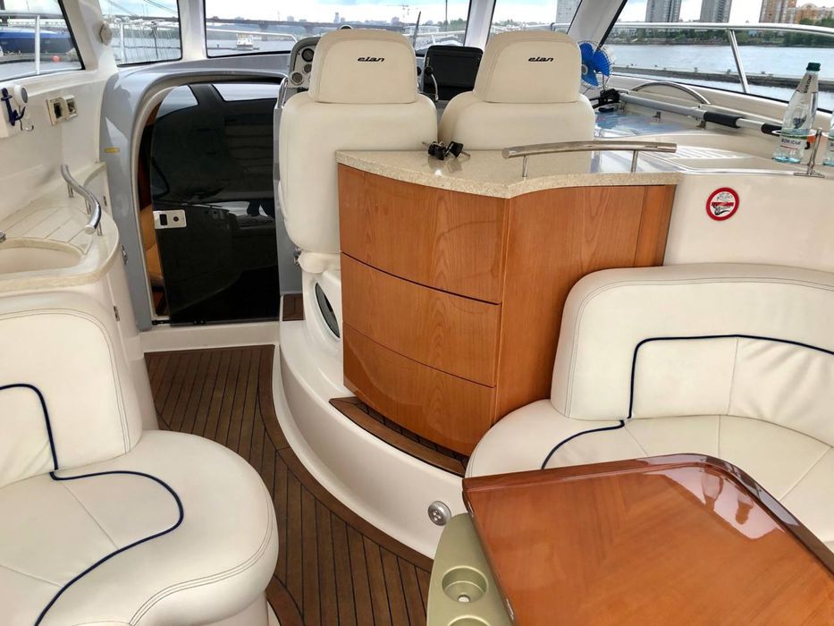 Яхта Elan 35 HT