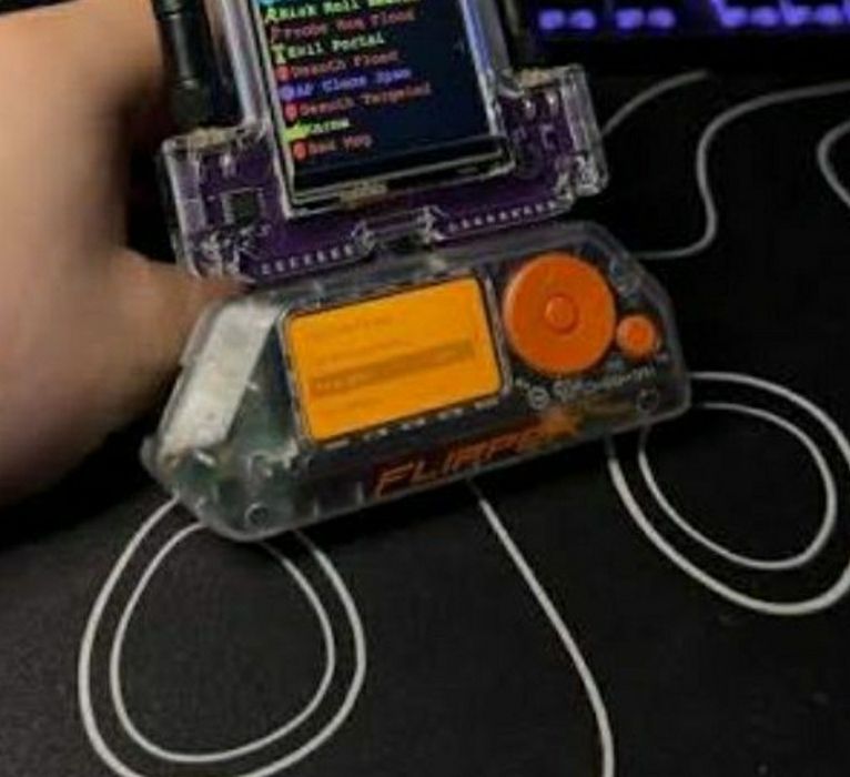 Zestaw do Pentestingu ESP32 | Marauder, Bruce, HaleHound | Flipper Zer