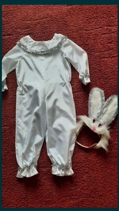 Новорічний костюм. Зайчик