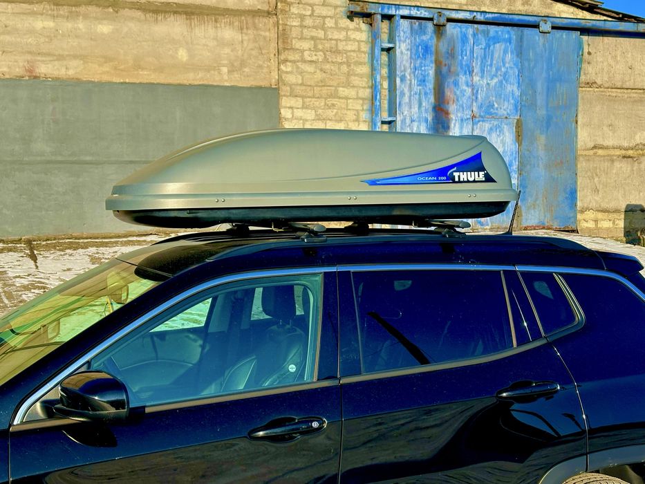 Продам бокс на кришу Thule Ocean 200 стан нового.