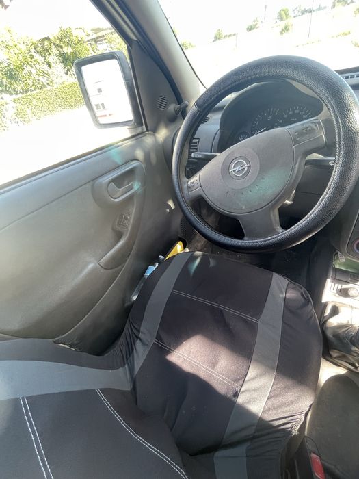 Carro Opel Combo