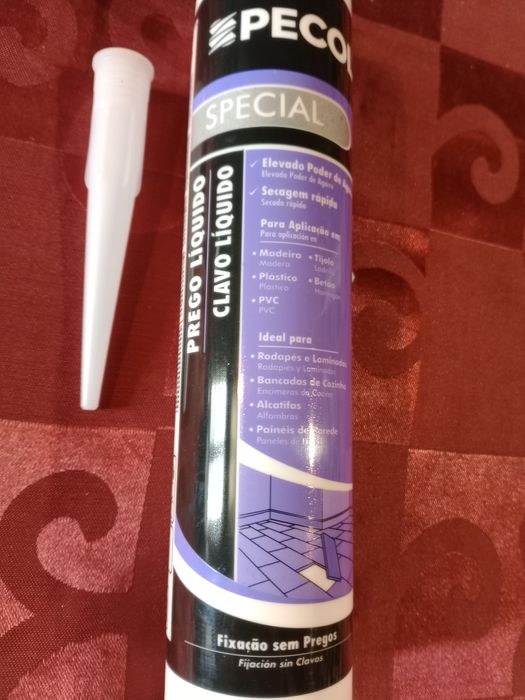 Prego líquido bege multiusos