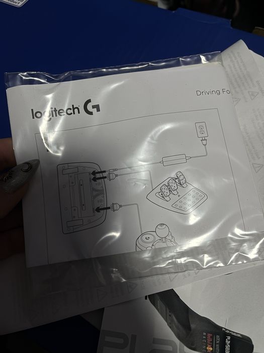 Кермо та педалі Logitech G29 Driving Force Racing Wheel для PS5