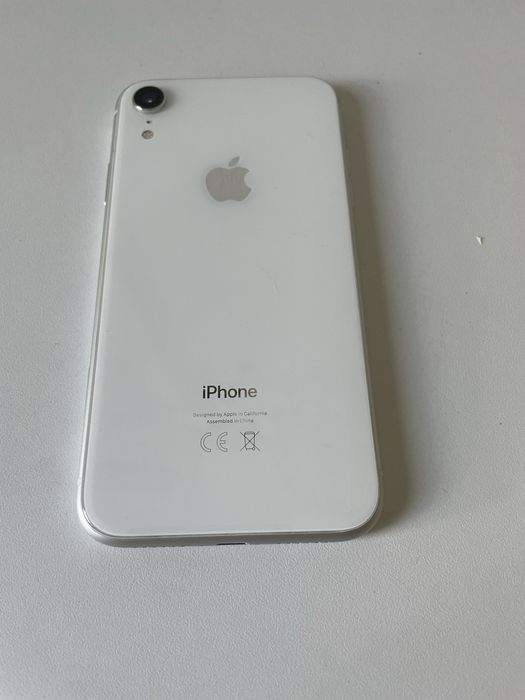 iPhone XR 64gb  АКБ 93%