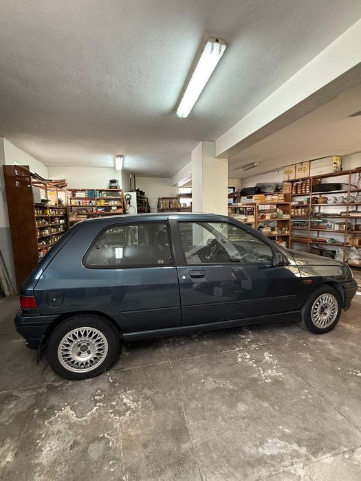 Renault Clio Baccara — photo 2