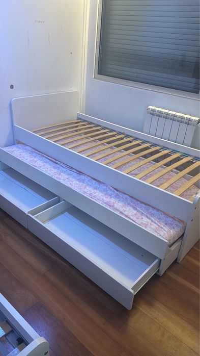 Cama Individual Branca com Cama Extra e Gavetas