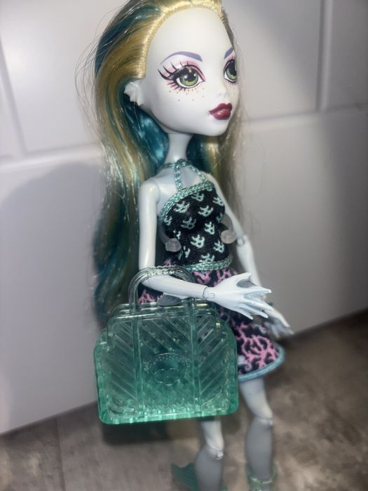 Monster high lalka doll lagoona blue fashion pack