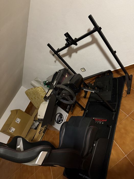 Fanatec CLS Elite PS4 - volante + pedais + backet + estrutura completa