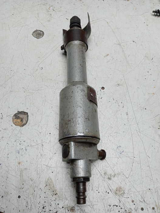 Пневмо шліфовальна машинка,пневмо дрель.