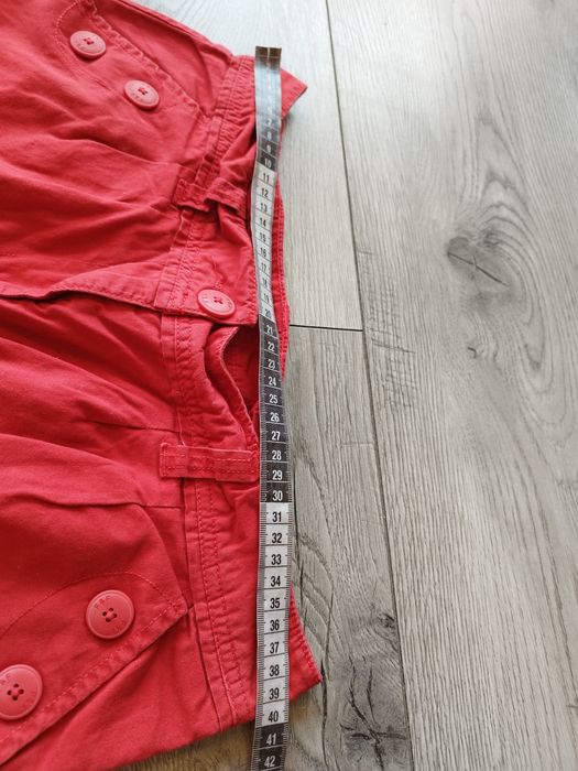 R.38 F&F czerwone spodenki szorty damskie