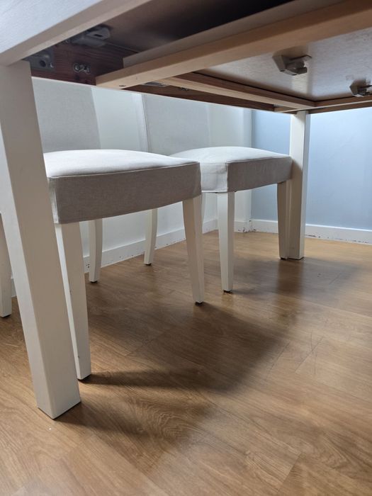 Conjunto Mesa e cadeiras IKEA